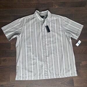 Van Heusen NWT Gray Stripe Pucker Button Down Shirt